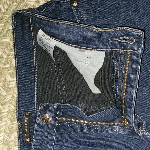 Straight Leg Relaxed Fit Jeans - Picture 3 of 5